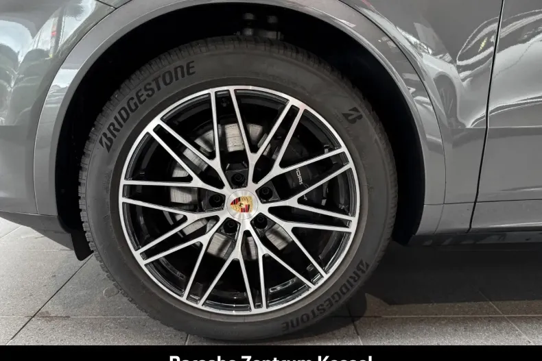 Porsche Cayenne din 2024 cu 20.900 km - oferta POR164952 - foto 38