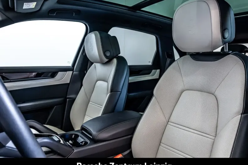 Porsche Cayenne din 2024 cu 36.916 km - oferta POR164953 - foto 2