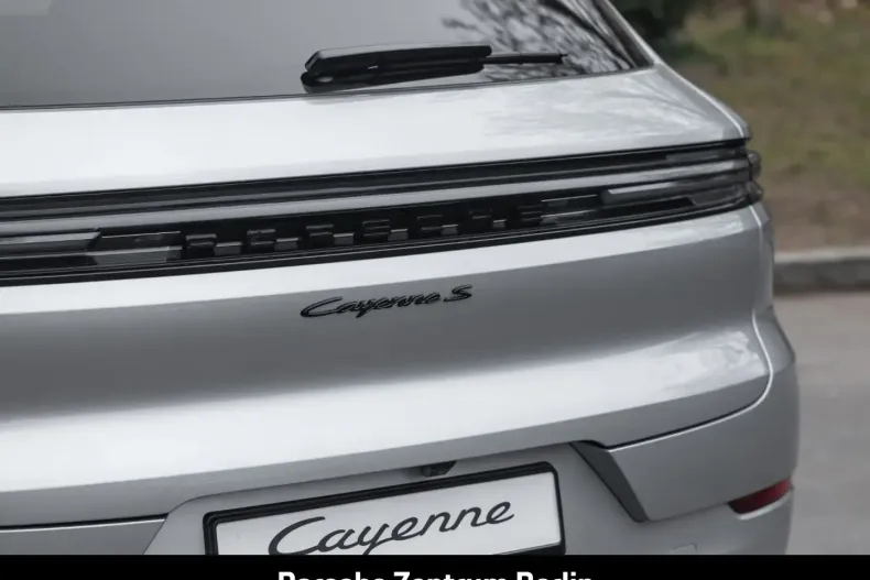 Porsche Cayenne din 2025 cu 15.000 km - oferta POR164957 - foto 16