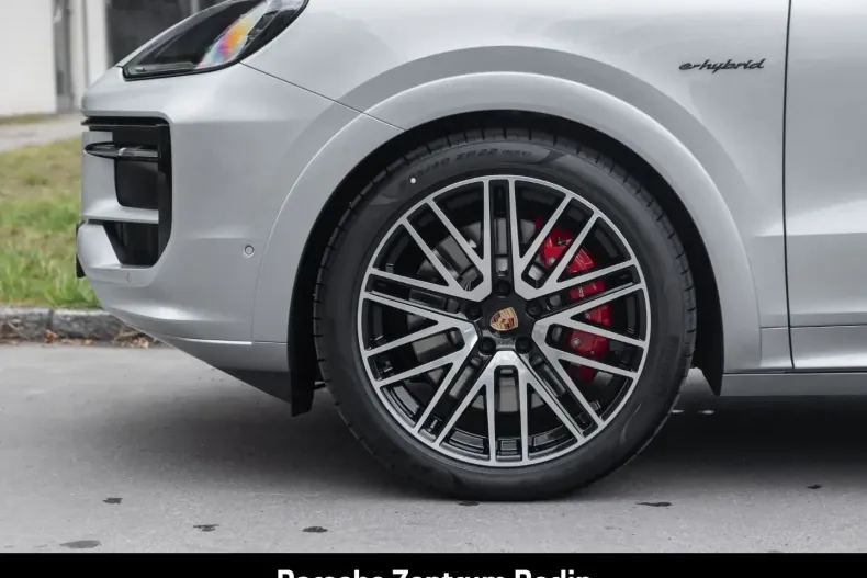 Porsche Cayenne din 2025 cu 15.000 km - oferta POR164957 - foto 22