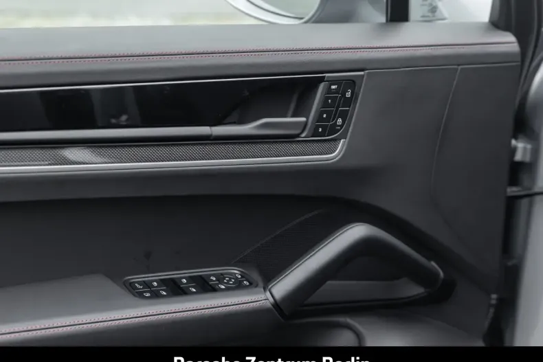 Porsche Cayenne din 2025 cu 15.000 km - oferta POR164957 - foto 27