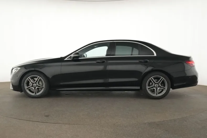 Mercedes-Benz E 200 din 2022 cu 77.156 km - oferta MER164959 - foto 9