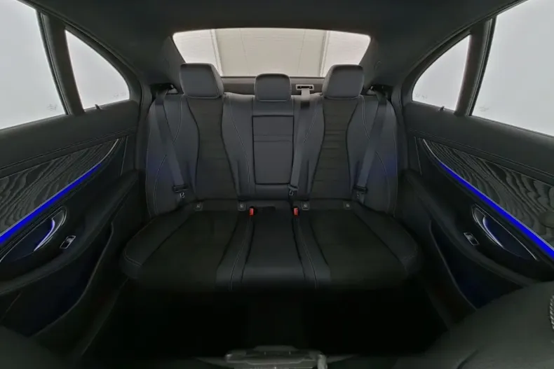 Mercedes-Benz E 200 din 2022 cu 77.156 km - oferta MER164959 - foto 17