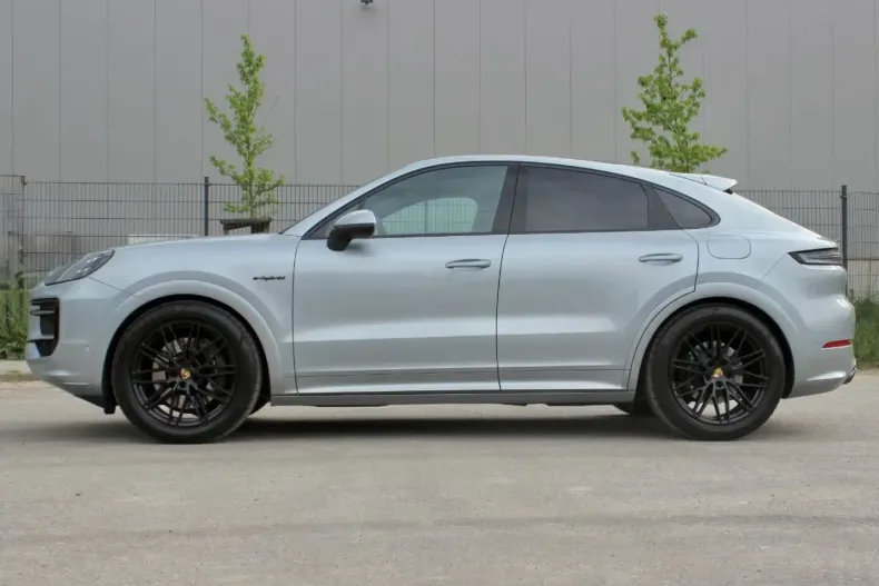 Porsche Cayenne din 2024 cu 22.630 km - oferta POR164961 - foto 5