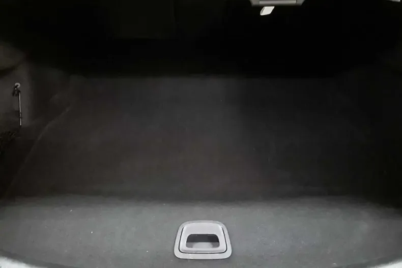 Mercedes-Benz E 220 din 2021 cu 90.067 km - oferta MER164964 - foto 10