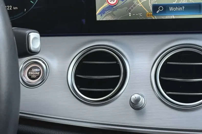 Mercedes-Benz E 300 din 2022 cu 90.900 km - oferta MER164965 - foto 33