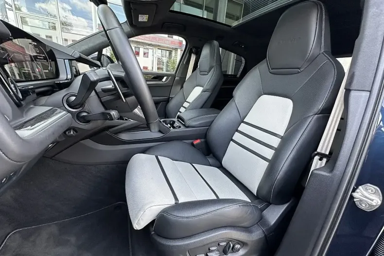 Porsche Cayenne din 2024 cu 11.800 km - oferta POR164966 - foto 2