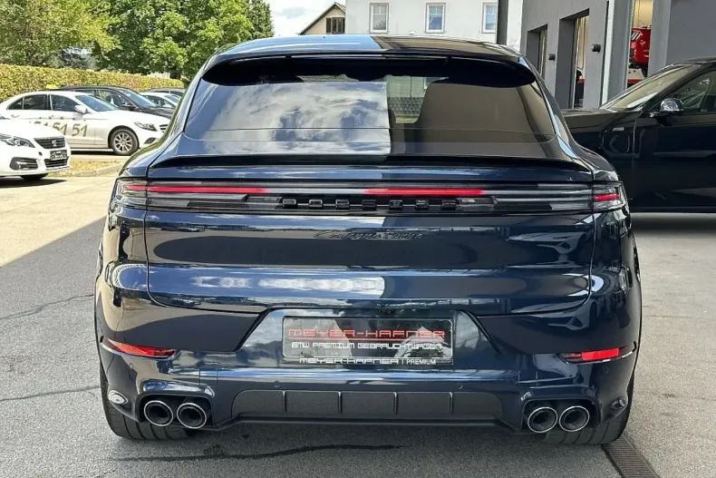 Porsche Cayenne din 2024 cu 11.800 km - oferta POR164966 - foto 12