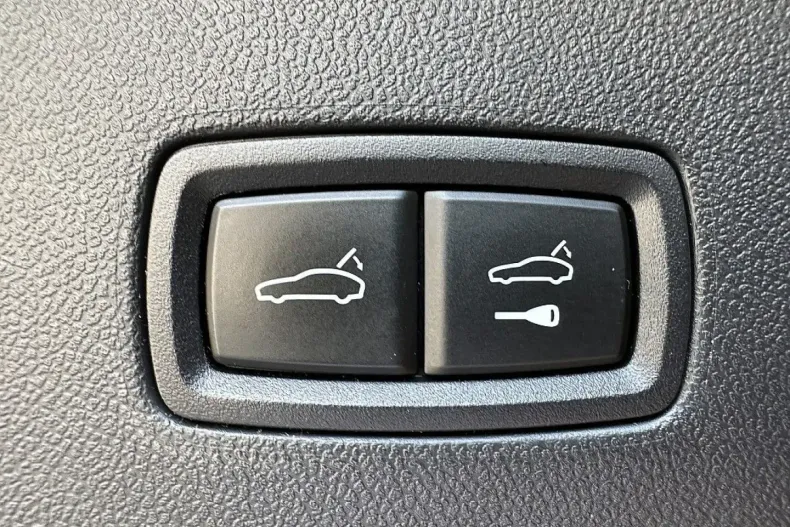 Porsche Cayenne din 2024 cu 11.800 km - oferta POR164966 - foto 18