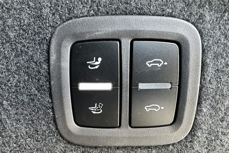 Porsche Cayenne din 2024 cu 11.800 km - oferta POR164966 - foto 19