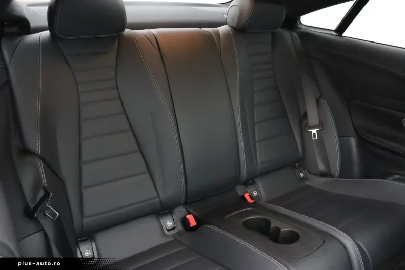 Mercedes-Benz E 200 din 2020 cu 69.168 km - oferta MER164969 - foto 10