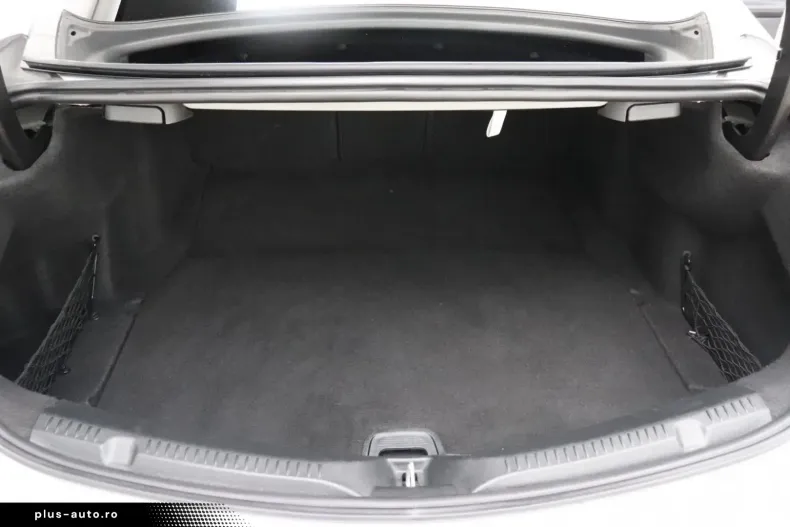 Mercedes-Benz E 200 din 2020 cu 69.168 km - oferta MER164969 - foto 23