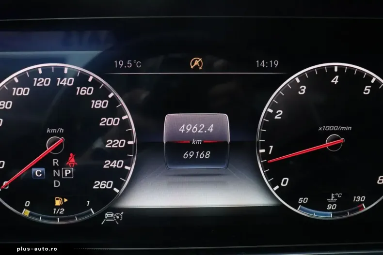 Mercedes-Benz E 200 din 2020 cu 69.168 km - oferta MER164969 - foto 26