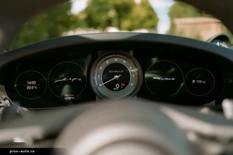 Porsche 992 din 2024 cu 13.700 km - oferta POR164977 - foto 12