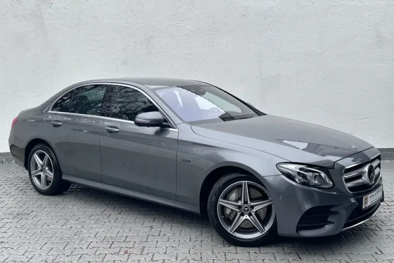 Mercedes-Benz E 300 din 2020 cu 59.000 km - oferta MER164978 - foto 3