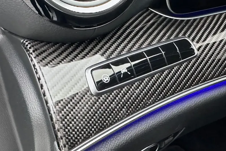 Mercedes-Benz E 300 din 2020 cu 59.000 km - oferta MER164978 - foto 11