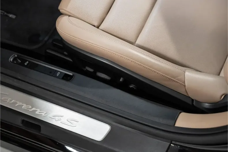 Porsche 992 din 2024 cu 16.999 km - oferta POR164980 - foto 21