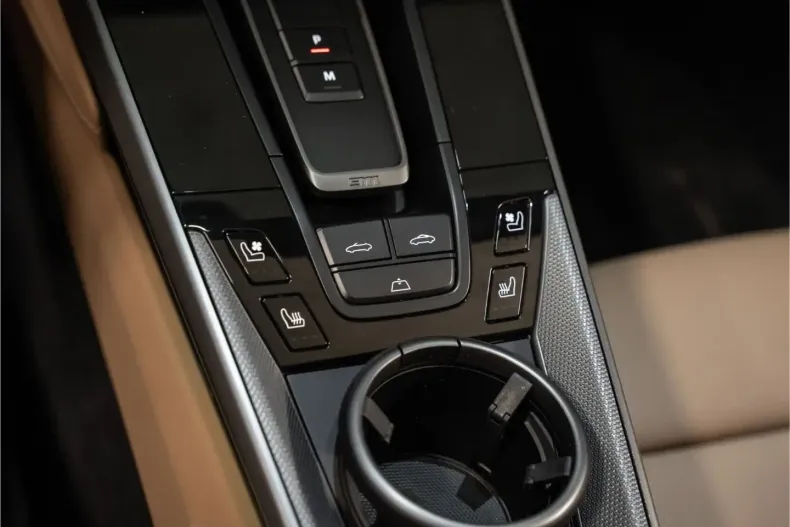 Porsche 992 din 2024 cu 16.999 km - oferta POR164980 - foto 24