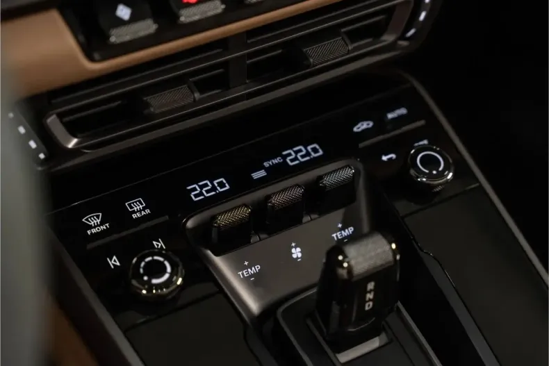 Porsche 992 din 2024 cu 16.999 km - oferta POR164980 - foto 25