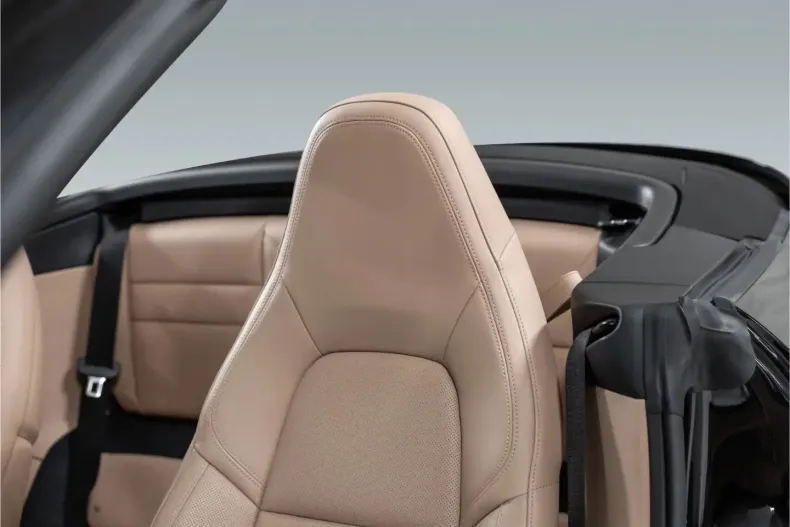 Porsche 992 din 2024 cu 16.999 km - oferta POR164980 - foto 36