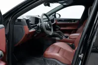 Porsche Cayenne din 2025 cu 17.581 km - oferta POR164984 - foto 3