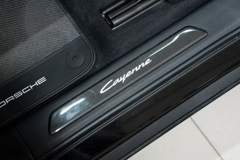 Porsche Cayenne din 2025 cu 17.581 km - oferta POR164984 - foto 22