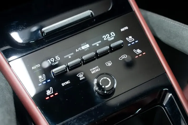 Porsche Cayenne din 2025 cu 17.581 km - oferta POR164984 - foto 45