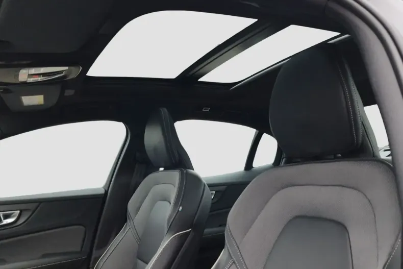 Volvo S60 din 2024 cu 22.500 km - oferta VOL164991 - foto 25