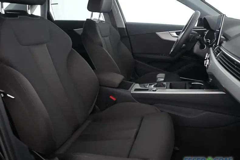 Audi A4 din 2022 cu 58.100 km - oferta AUD164993 - foto 3