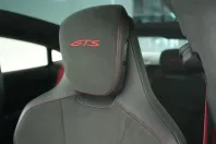 Porsche Taycan din 2024 cu 26.598 km - oferta POR164997 - foto 2