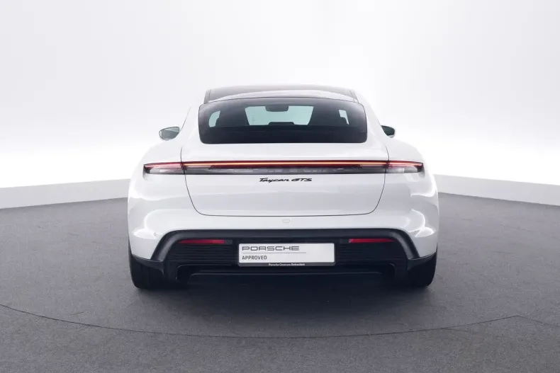 Porsche Taycan din 2024 cu 26.598 km - oferta POR164997 - foto 6