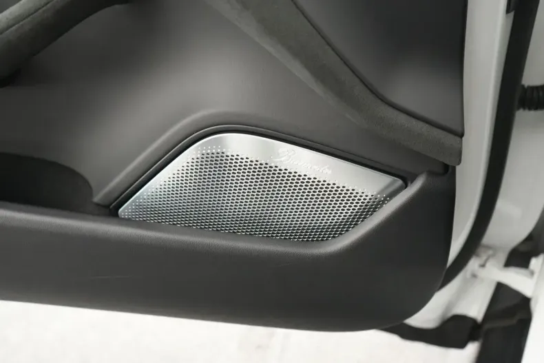 Porsche Taycan din 2024 cu 26.598 km - oferta POR164997 - foto 16