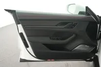 Porsche Taycan din 2024 cu 26.598 km - oferta POR164997 - foto 17