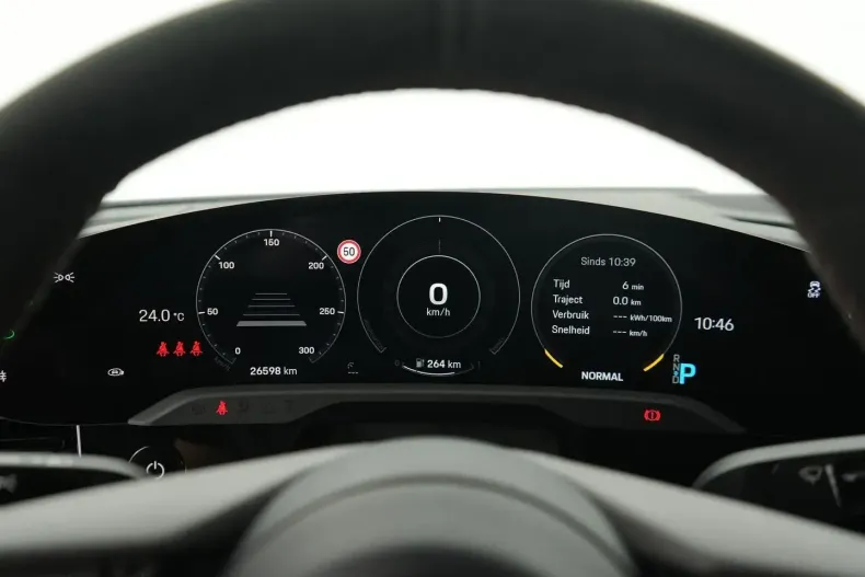 Porsche Taycan din 2024 cu 26.598 km - oferta POR164997 - foto 24