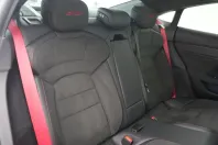 Porsche Taycan din 2024 cu 26.598 km - oferta POR164997 - foto 32