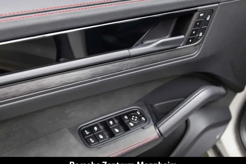 Porsche Cayenne din 2024 cu 12.953 km - oferta POR164998 - foto 22