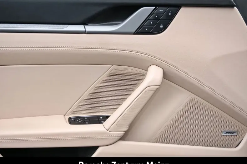 Porsche 992 din 2024 cu 34.408 km - oferta POR164999 - foto 24