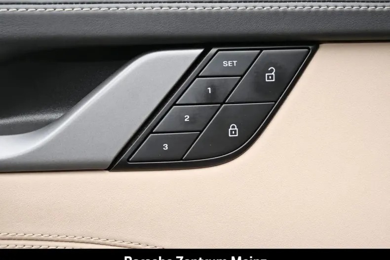 Porsche 992 din 2024 cu 34.408 km - oferta POR164999 - foto 26