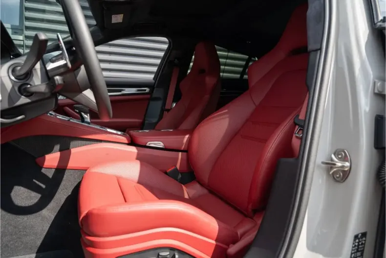 Porsche Panamera din 2024 cu 19.999 km - oferta POR165000 - foto 6