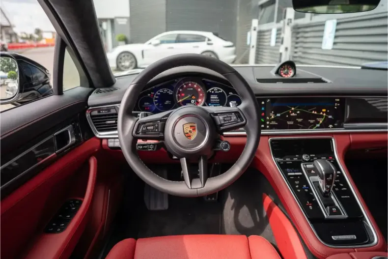 Porsche Panamera din 2024 cu 19.999 km - oferta POR165000 - foto 17