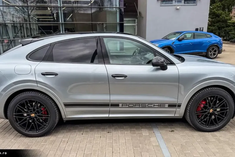 Porsche Cayenne din 2024 cu 25.000 km - oferta POR165001 - foto 8