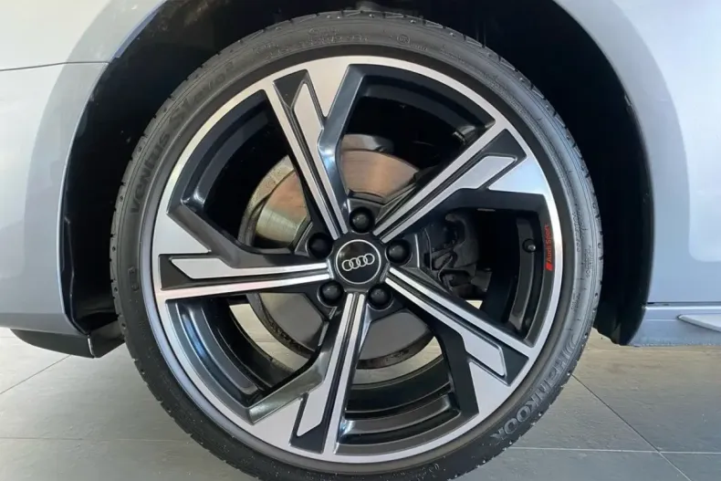 Audi A4 din 2022 cu 43.176 km - oferta AUD165004 - foto 4