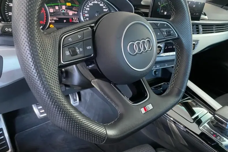 Audi A4 din 2022 cu 43.176 km - oferta AUD165004 - foto 16