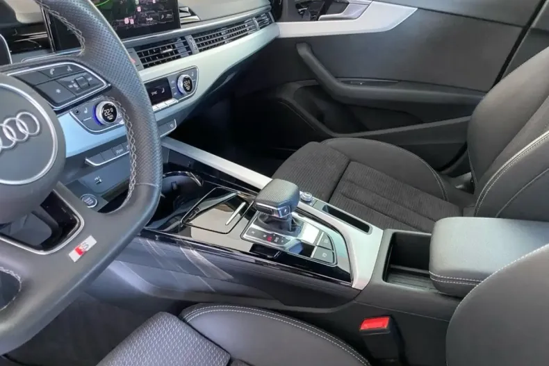 Audi A4 din 2022 cu 43.176 km - oferta AUD165004 - foto 18