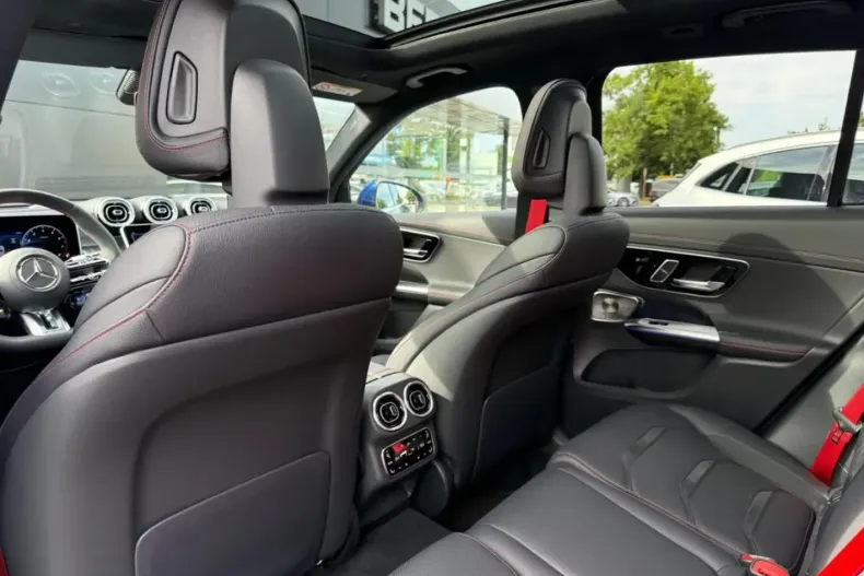 Mercedes-Benz GLC 43 AMG din 2024 cu 11.900 km - oferta MER165008 - foto 11