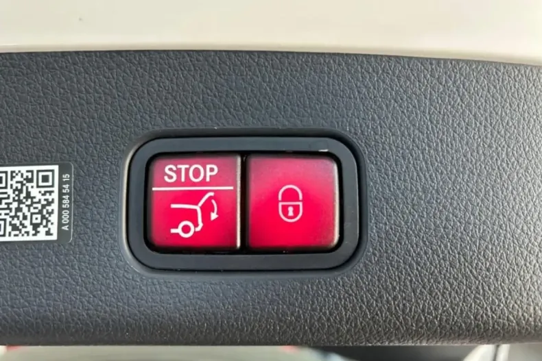 Mercedes-Benz GLC 43 AMG din 2024 cu 22.800 km - oferta MER165011 - foto 17