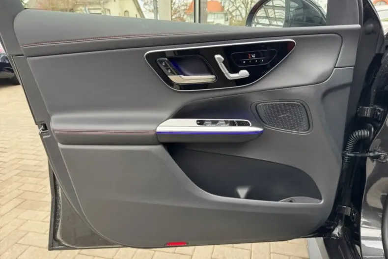 Mercedes-Benz GLC 43 AMG din 2024 cu 21.600 km - oferta MER165012 - foto 7