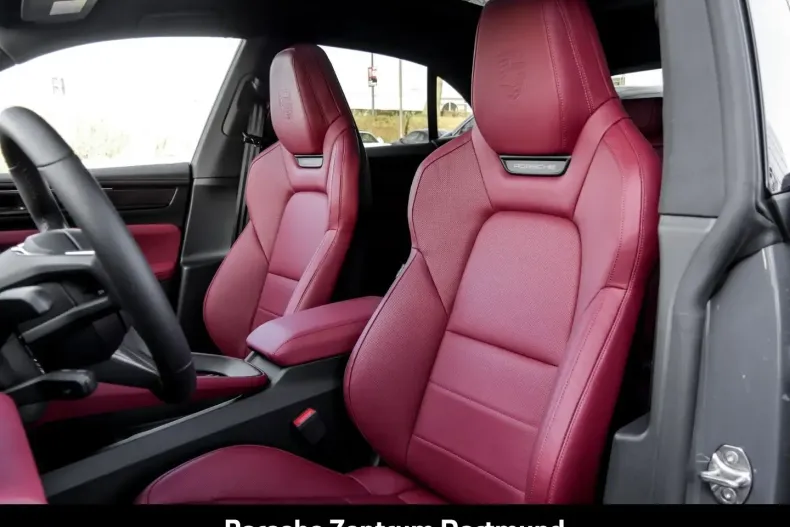 Porsche Macan din 2025 cu 17.480 km - oferta POR165013 - foto 2