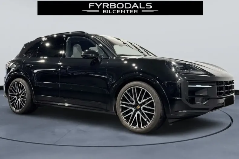 Porsche Cayenne din 2024 cu 62.400 km - oferta POR165014 - foto 1