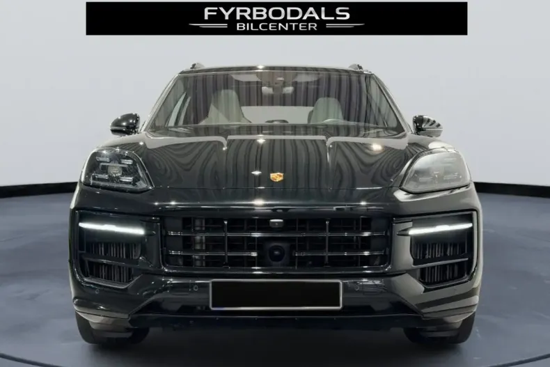 Porsche Cayenne din 2024 cu 62.400 km - oferta POR165014 - foto 6
